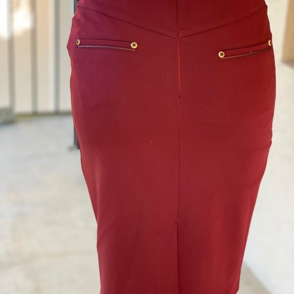Pencil Burgundy Skirt size 4 - Picture 3 of 4
